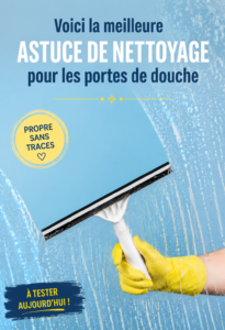Une porte de douche propre et brillante après nettoyage