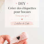 Étiquettes personnalisées pour bocaux colorés sur une table en bois