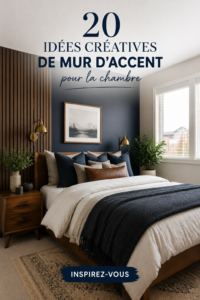 Une chambre avec un mur accent créatif en couleur pastel et éléments décoratifs.