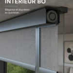 Écran HR8-ZIP intégré dans une décoration intérieure moderne.