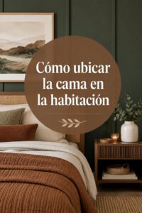 Une chambre bien aménagée avec un lit positionné selon les principes du Feng Shui.